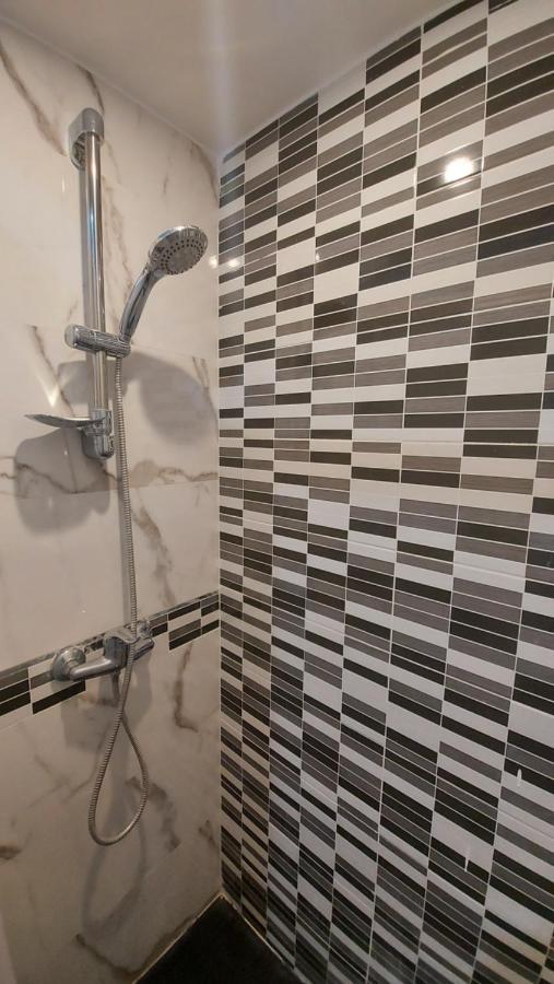 Madrid Cozy Apartamentアパートメント エクステリア 写真