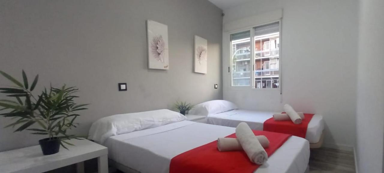 Madrid Cozy Apartamentアパートメント エクステリア 写真